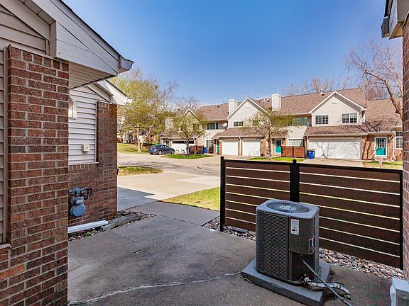 4th image of 1035 68th St Unit 7