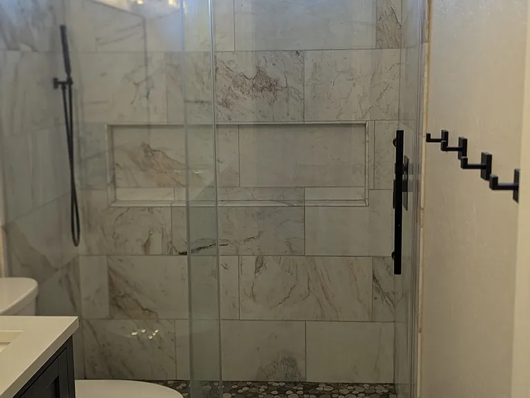 2224 E Heston Dr — Photo 16