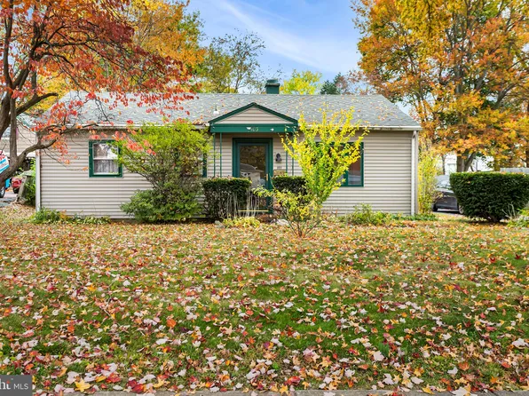 103 Manor Rd, Paoli, PA 19301