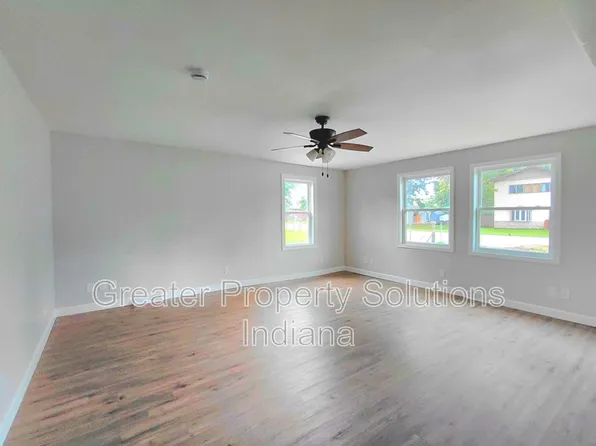 3645 Florida St, Lake Station, IN 46405