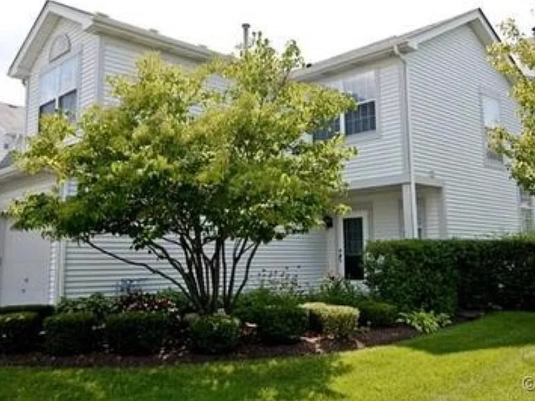 376 Maidstone Ct — Photo 13