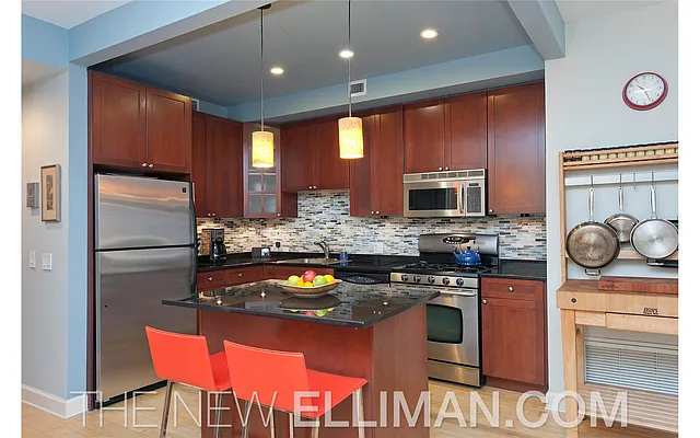 Sold by Douglas Elliman | media 16