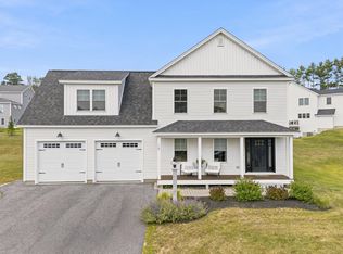 15 Bluebird Trail, Falmouth, ME 04105