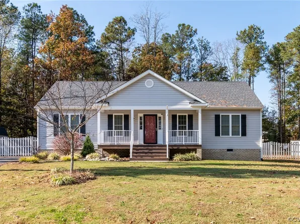 202 Pleasant View Dr, Aylett, VA 23009