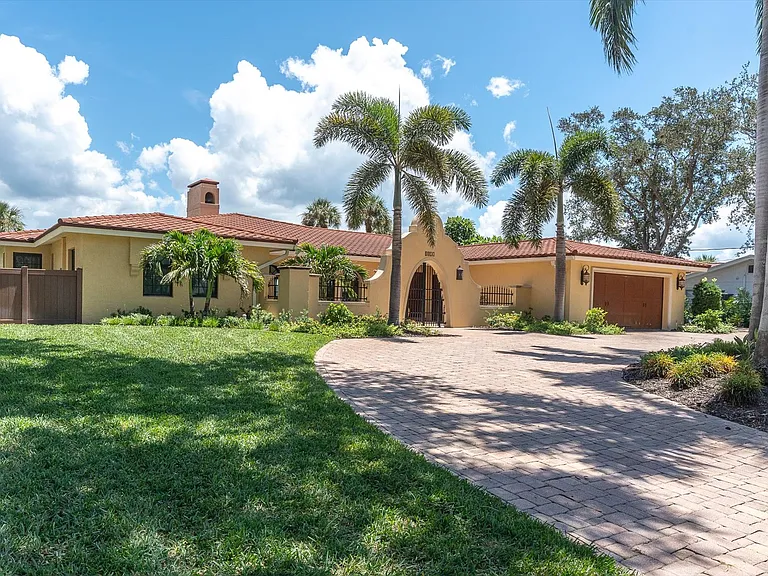 5810 Bahama Shores Dr S — Photo 74