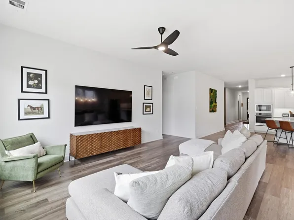 609 Arden Ln, Northlake, TX 76247