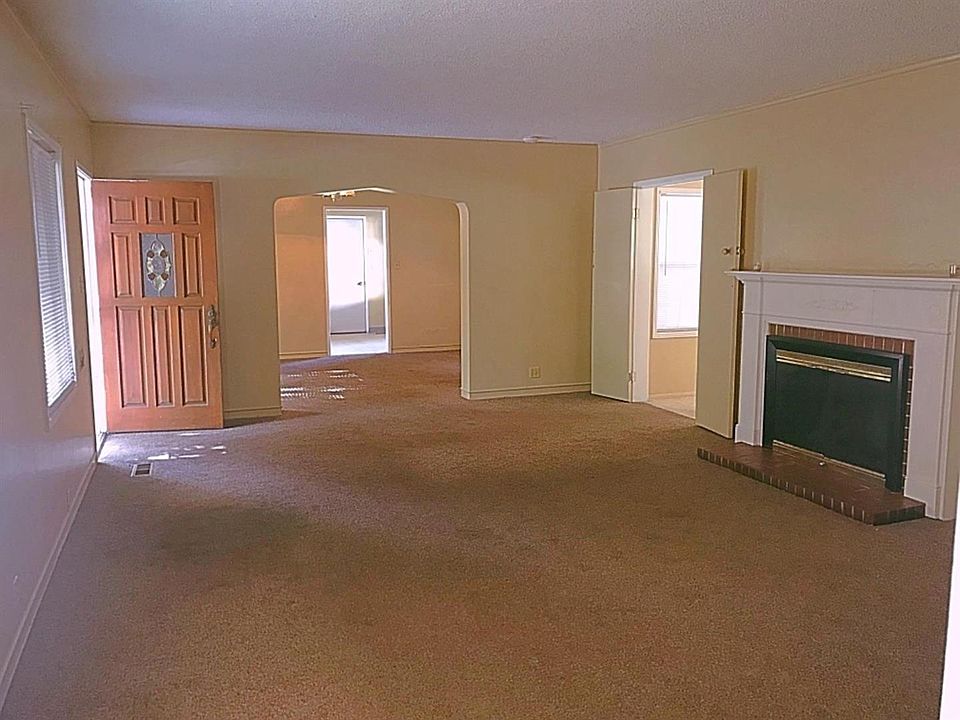 Large Living Room