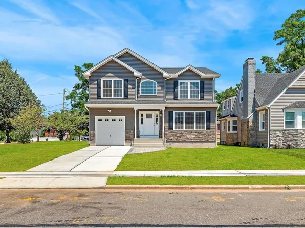 264 Lincoln Avenue, Roosevelt, NY 11575