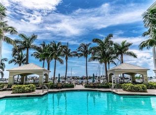 216 Moorings Dr, Lake Worth, FL 33462