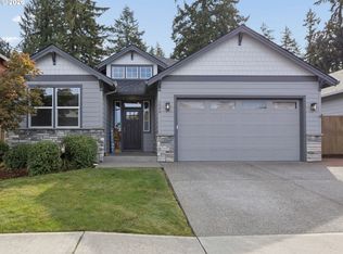 1090 NE Regan Hill Loop, Estacada, OR 97023