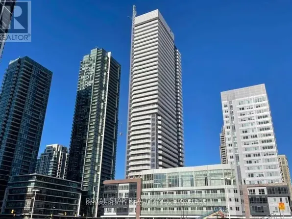 4065 Confederation Pkwy, Mississauga, ON