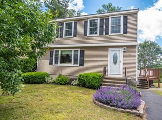 50 Raymond St, Tewksbury, MA 01876