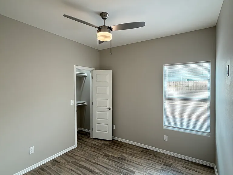 3901 Walnut Ave #4 — Photo 9