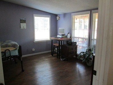 4th image of 6104 Baywood Dr