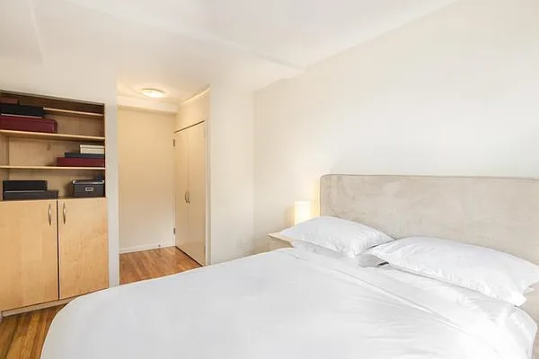 Rented by Capital Realty Investors, Inc | media 20