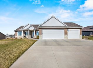 W7103 Ridgeline Trl, Greenville, WI 54942