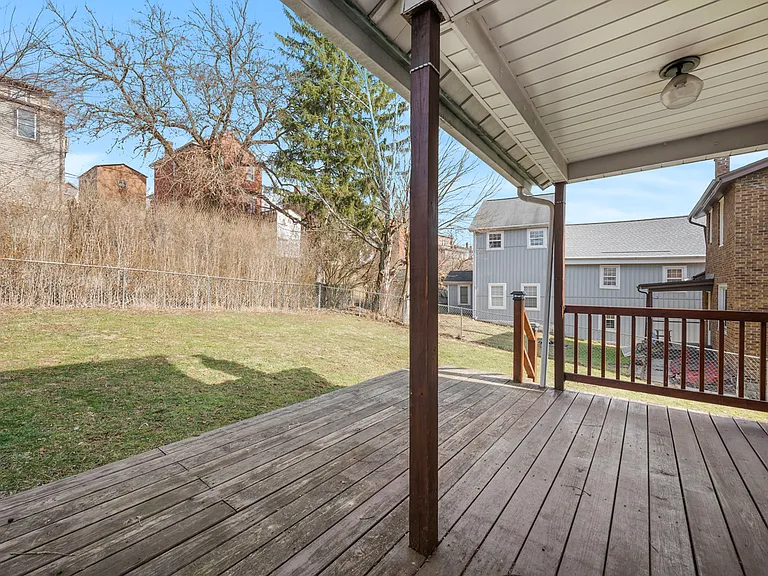 2921 Brentwood Ave — Photo 29