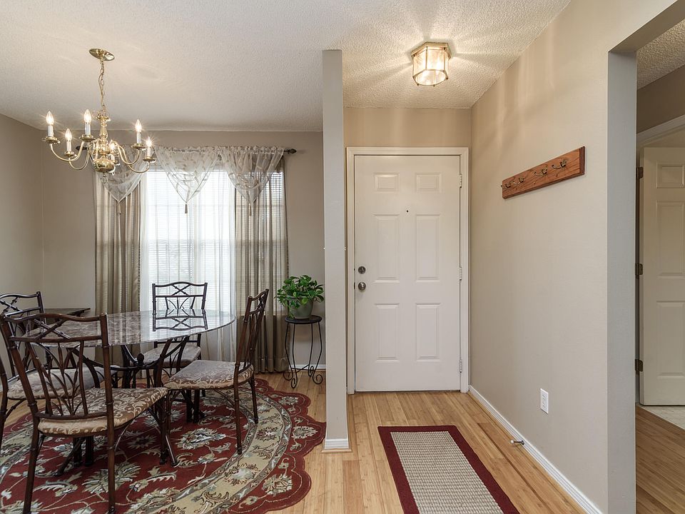 2202 Whispering Pines Blvd, Navarre, FL 32566 Zillow