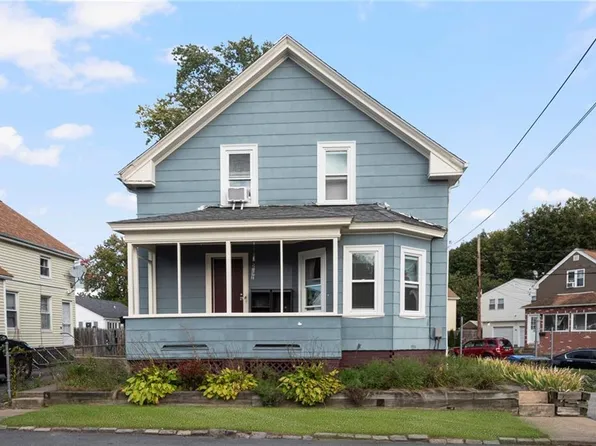 7 Cleveland Ave, Cranston, RI 02920