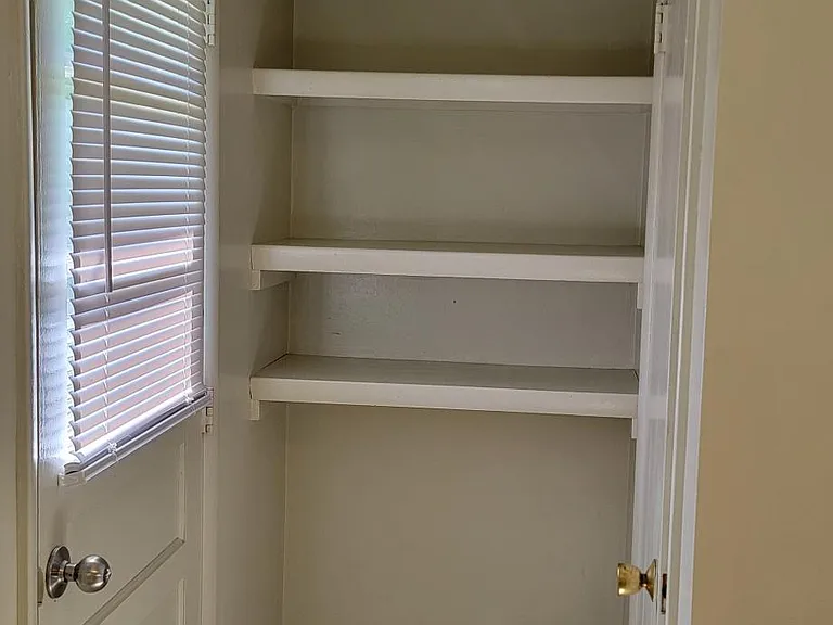 307 N Erie St — Photo 9