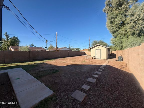 3rd image of 6710 N 55TH Avenue