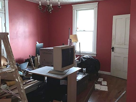 5th image of 1217 Bonser Ave