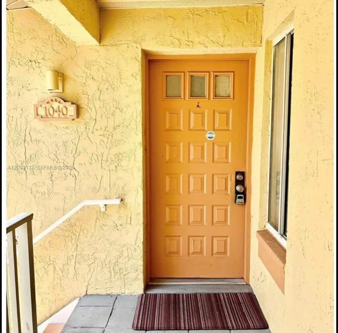 2 bed, 1044 sqft, $2,000 — Photo 3