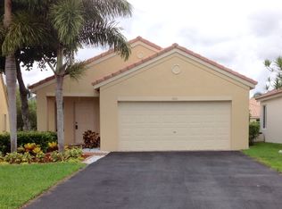 4261 Magnolia Ridge Dr, Weston, FL 33331