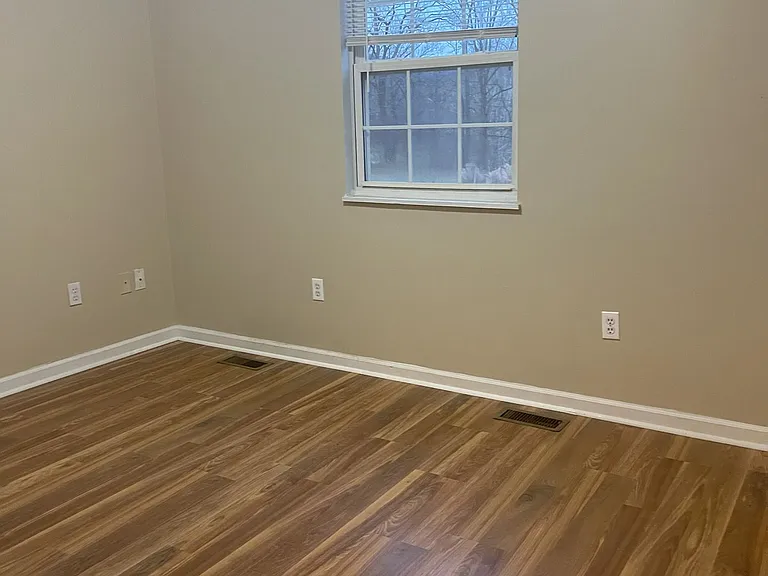 6 Winfield Ave — Photo 6