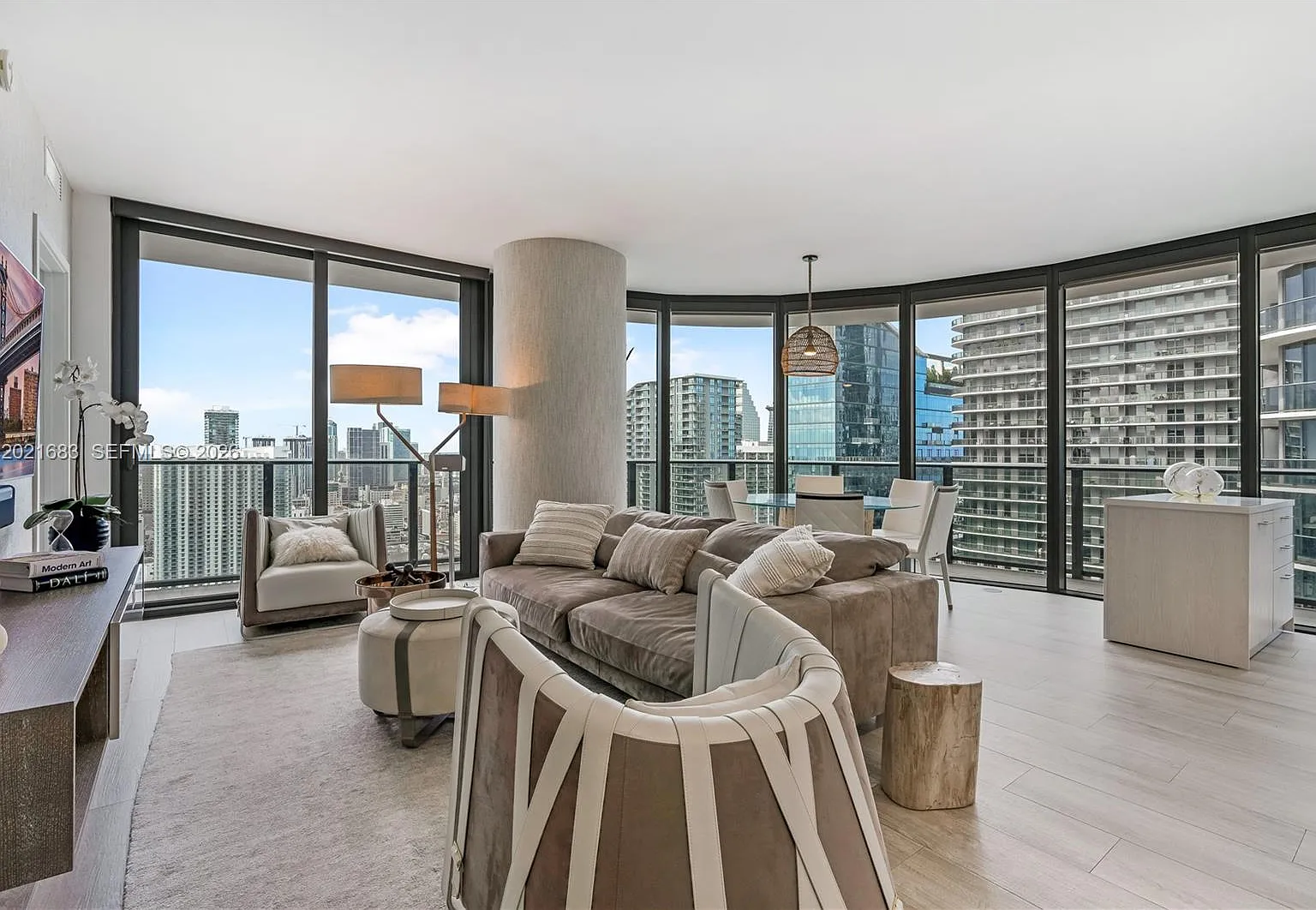 Brickell Heights West Con — Photo 1