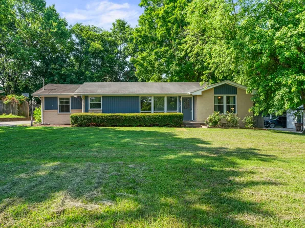 485 Hogan Rd, Nashville, TN 37220