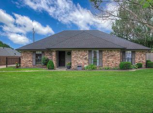 1220 Melony Dr, Sulphur Springs, TX 75482