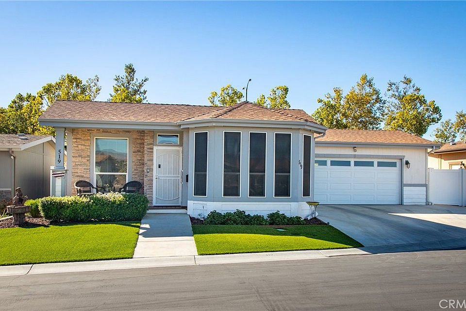 1st image of 10961 Desert Lawn Dr #519