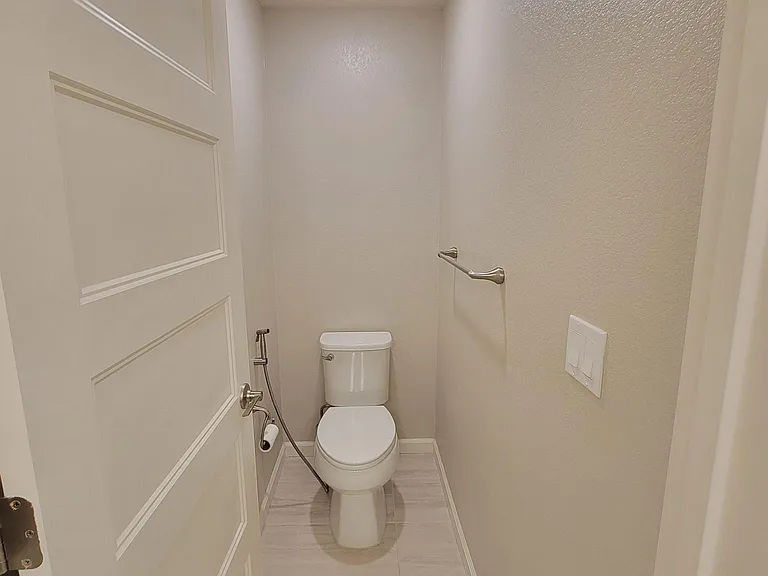 730 Garden St — Photo 37