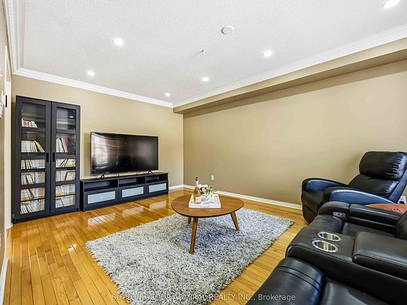 5th image of 75 James Scott Rd