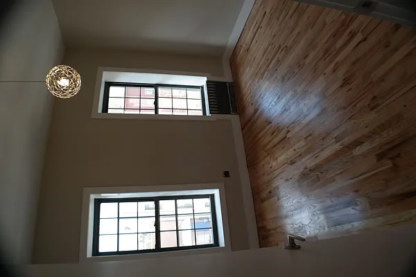 Rented by Nooklyn NYC LLC | media 24