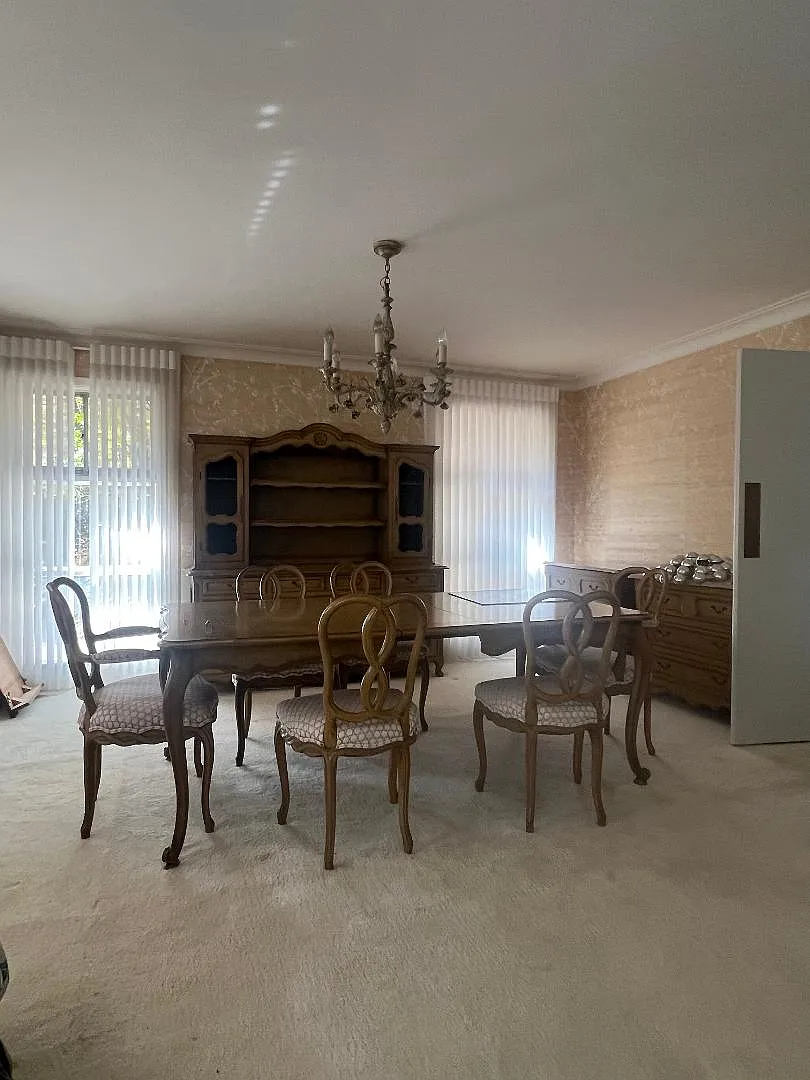 6 bed, 3.5 bath, 5000 sqft, $3,600 — Photo 1