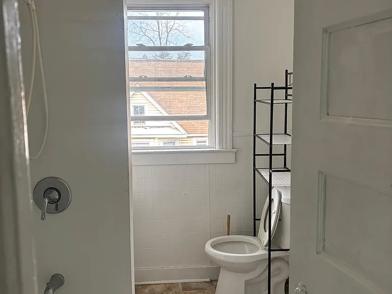 70 Wyllie St #C — Photo 13