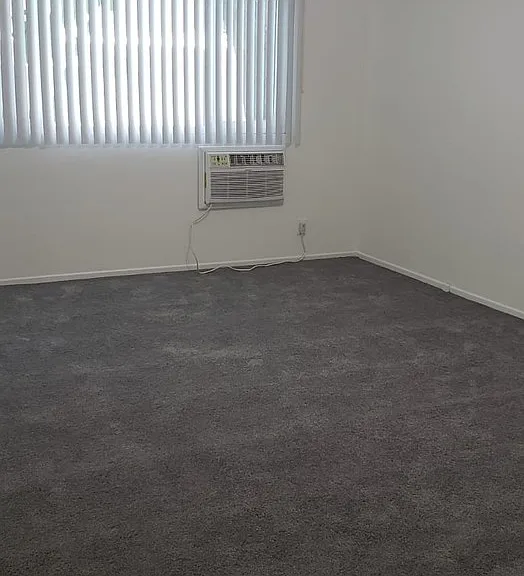 5000 Coldwater Canyon Ave — Photo 17
