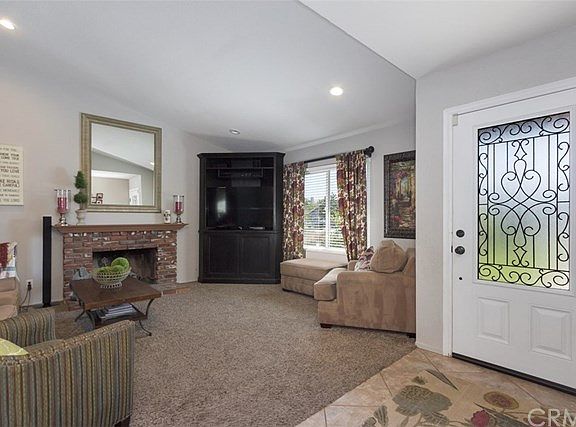 5th image of 2854 S Lassen Ave