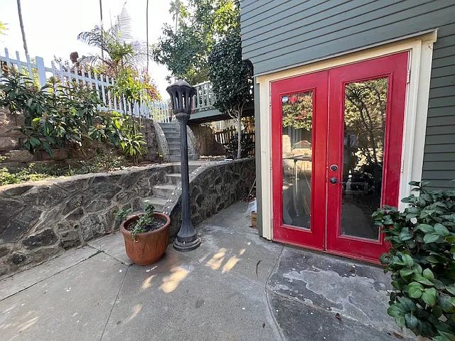 519 N Clementine St #2 — Photo 3