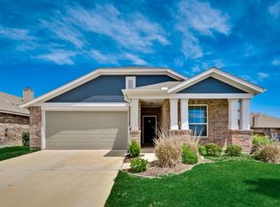 2100 Rains County Rd, Forney, TX 75126