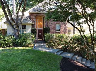 17052 NE 139th St, Redmond, WA 98052