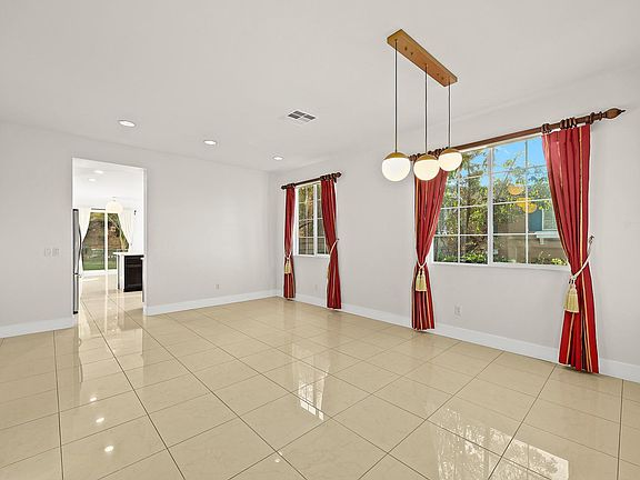 5th image of 1826 Scenic View Cir