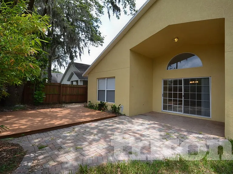 2517 Clareside Dr — Photo 20