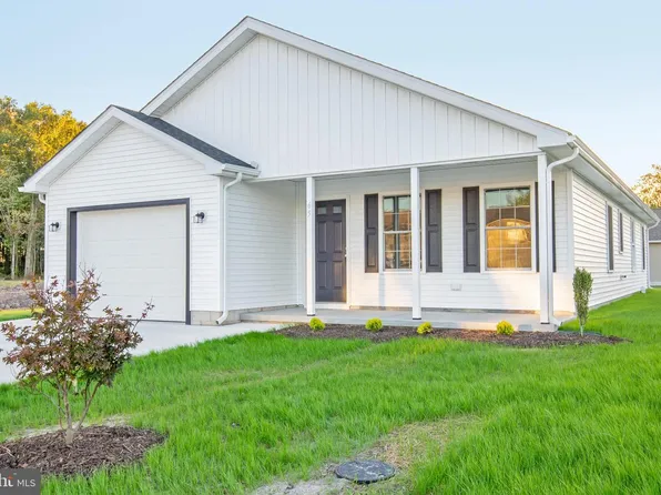 63 Meadow Wood Ln, Harrington, DE 19952