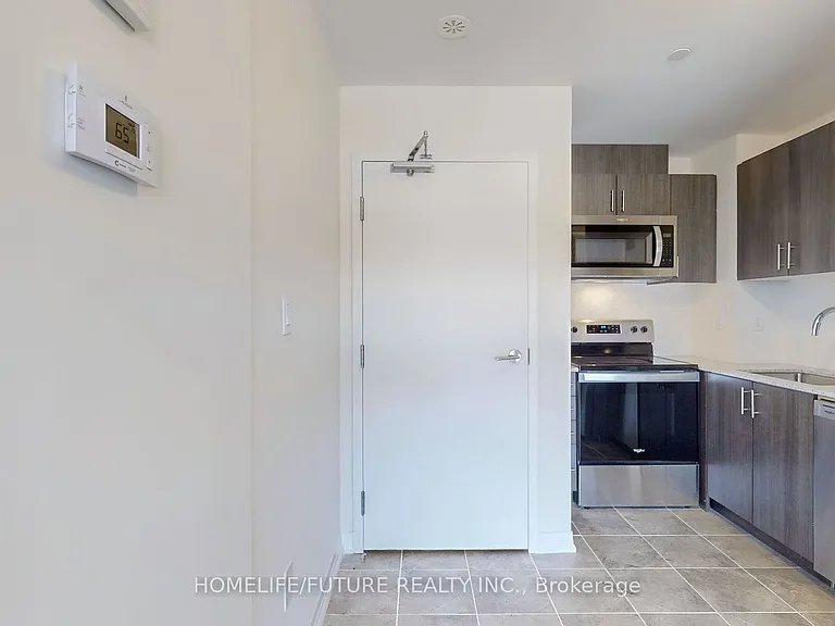 235 McLevin Ave #21 — Photo 20