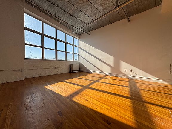 3rd image of 260 Moore St APT 206