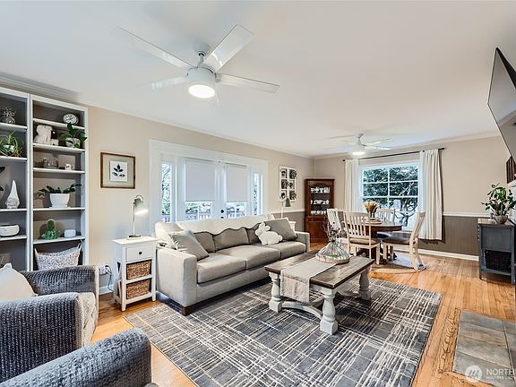 3rd image of 417 AVE F