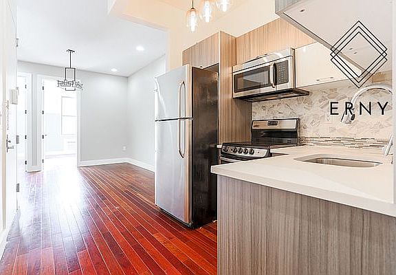 2nd image of 1434 De Kalb Ave #2